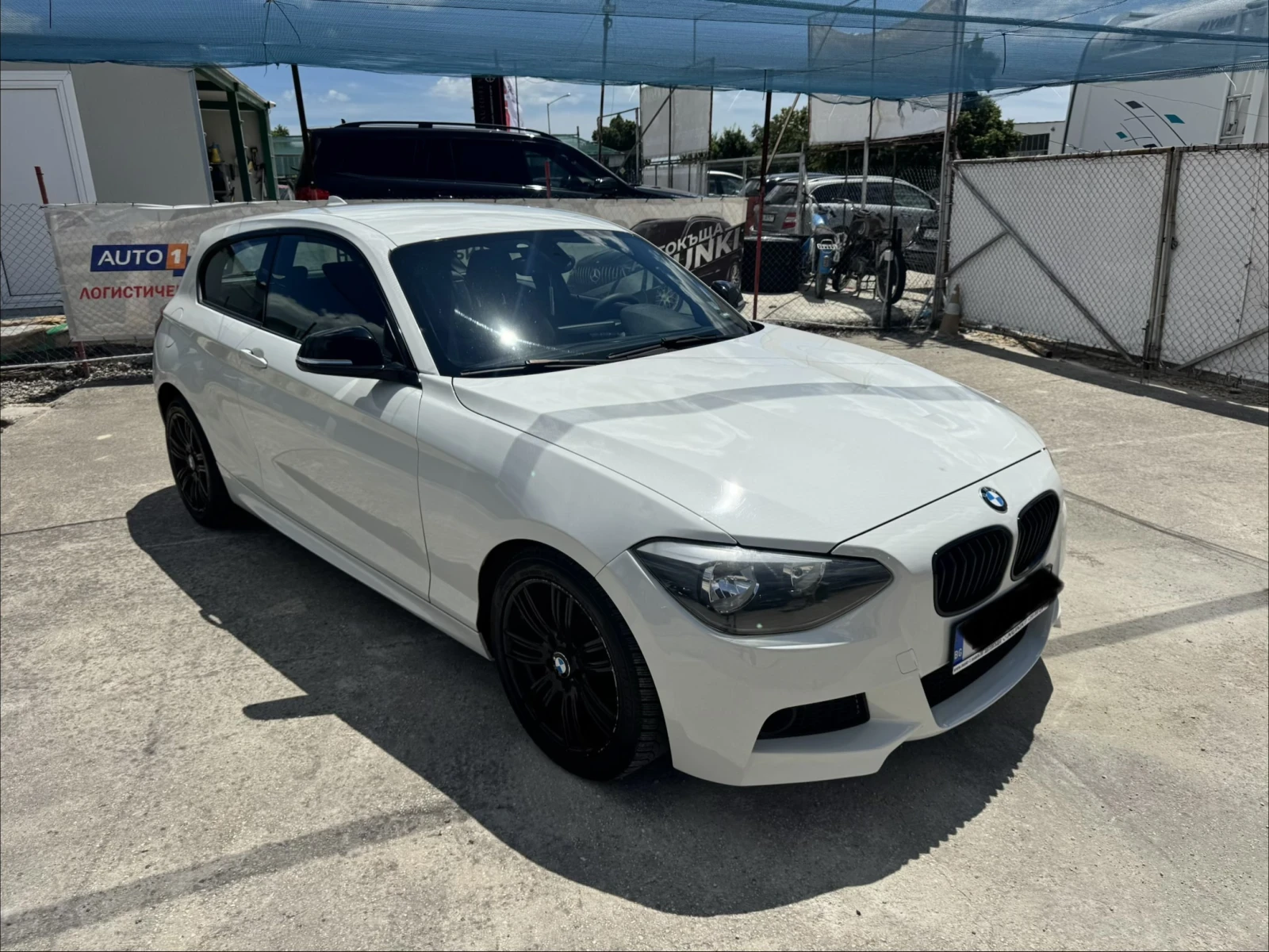 BMW 120 M Paket Automat , снимка 3 - Автомобили и джипове - 54968345