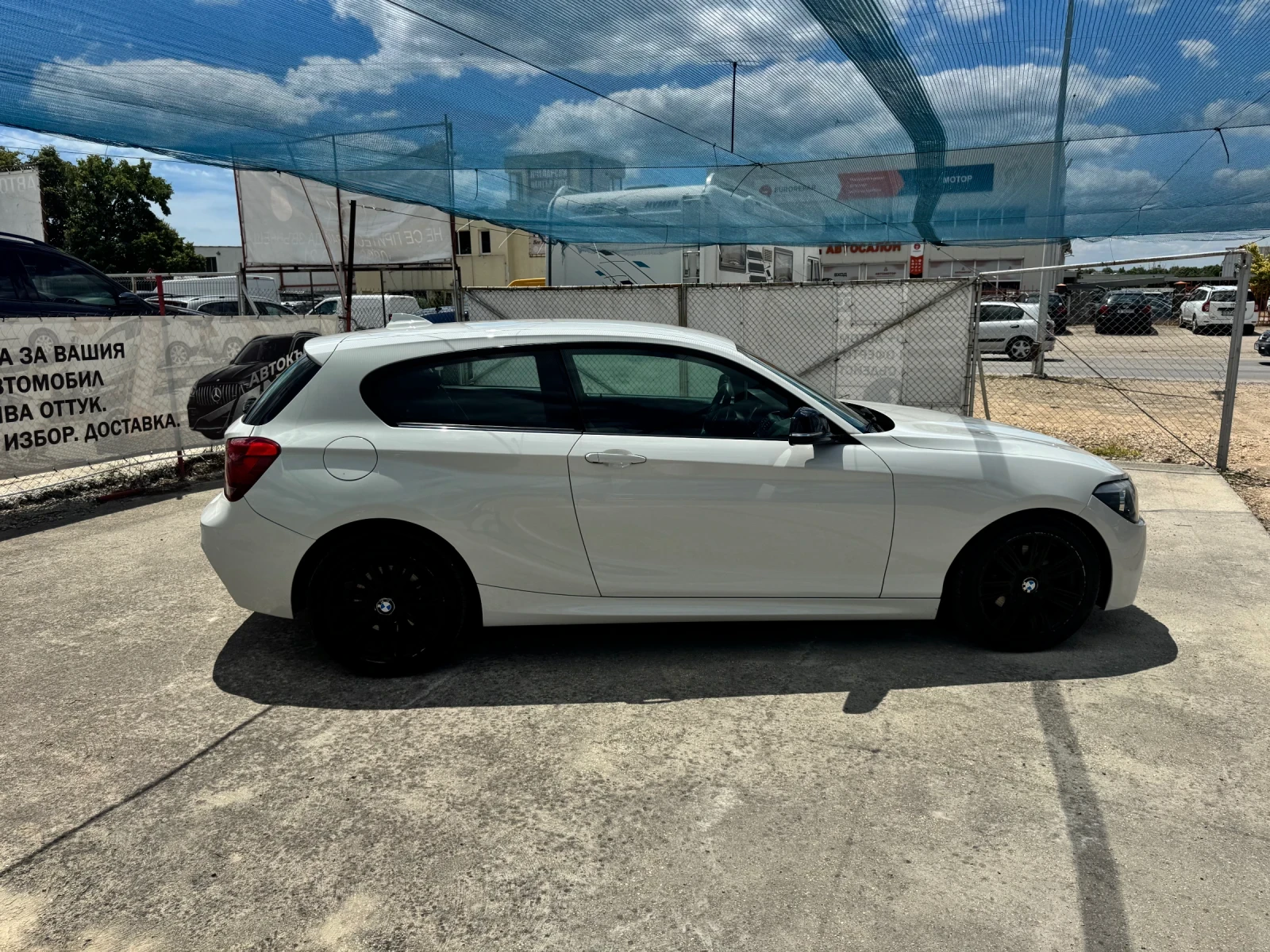 BMW 120 M Paket Automat , снимка 8 - Автомобили и джипове - 54968345