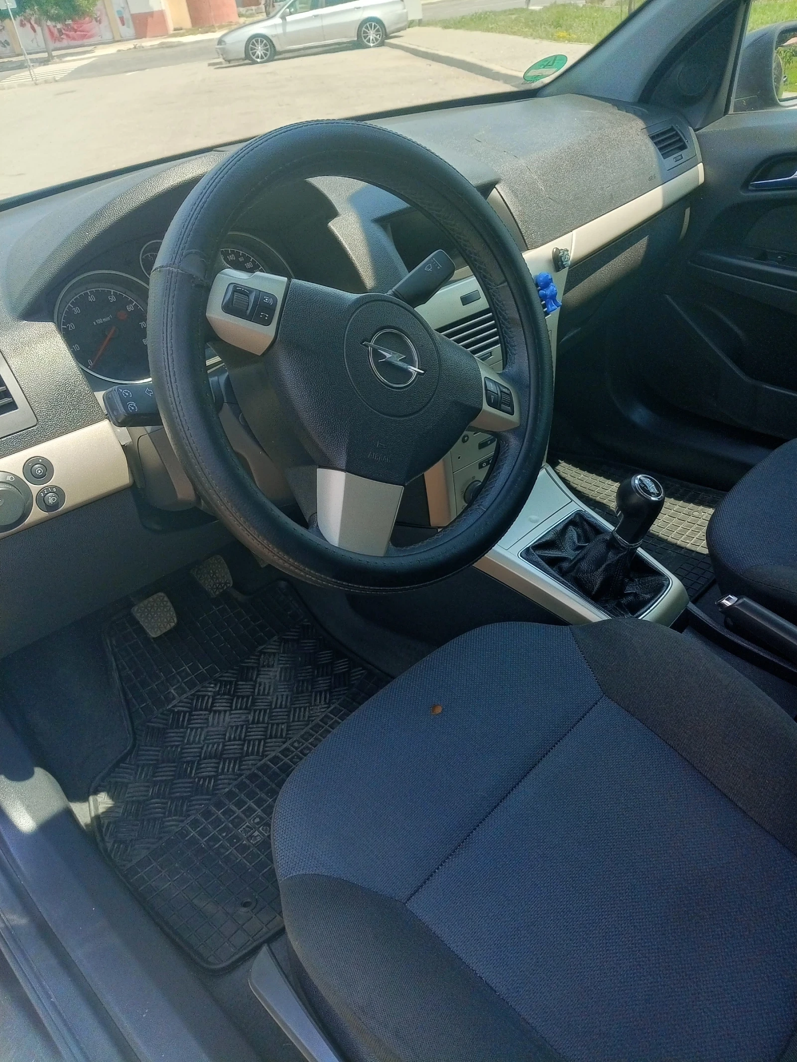 Opel Astra Комби, снимка 5 - Автомобили и джипове - 55341099