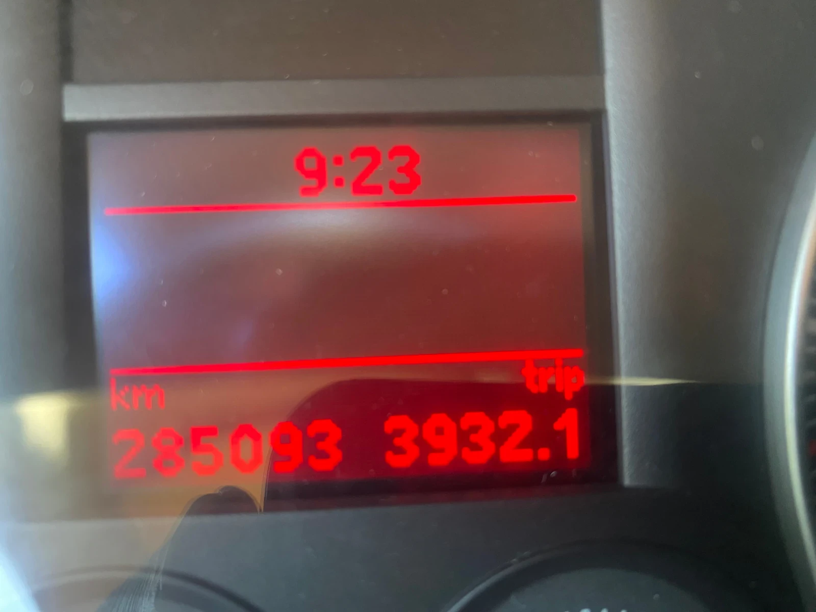 VW Touran, снимка 7 - Автомобили и джипове - 55385275