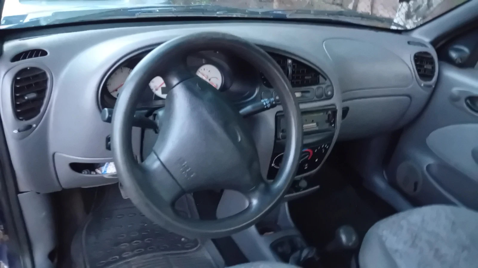 Ford Fiesta, снимка 7 - Автомобили и джипове - 55376599