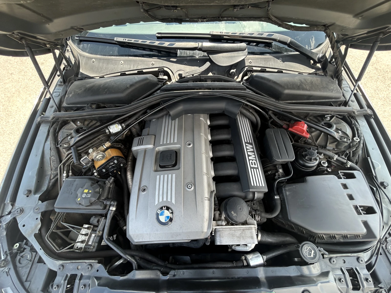 BMW 530 E60, снимка 13 - Автомобили и джипове - 55588176