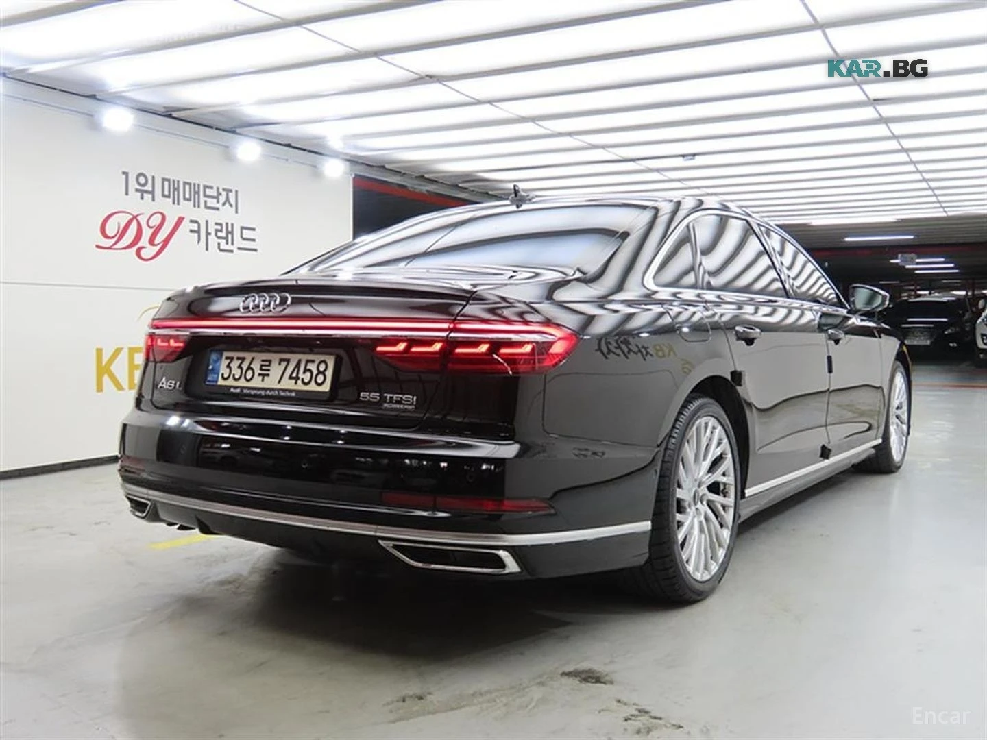 Audi A8 55 TFSI QUATTRO LWB* HUD* 360* МАСАЖИ* ПАНО, снимка 4 - Автомобили и джипове - 55771113