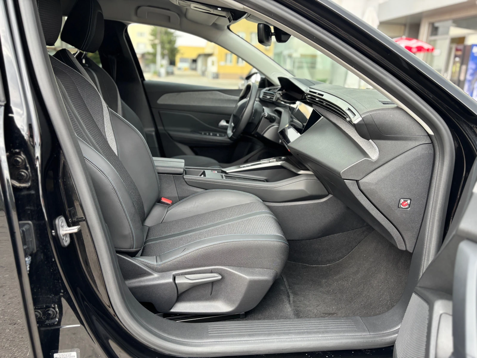 Peugeot 308 e-308 Alure, new model, снимка 9 - Автомобили и джипове - 55789802