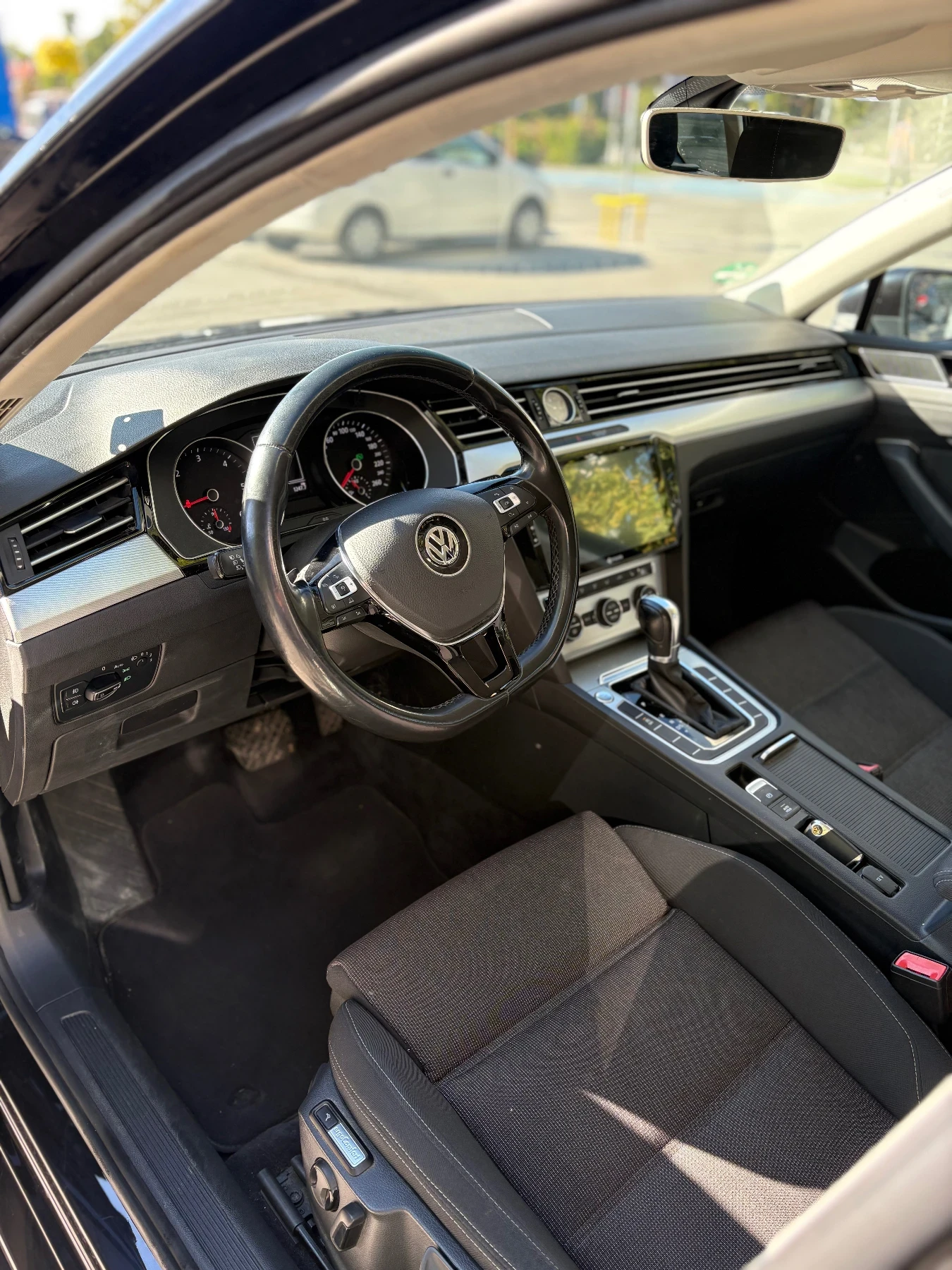 VW Passat 2015, 2TDI, DSG, снимка 11 - Автомобили и джипове - 56327795