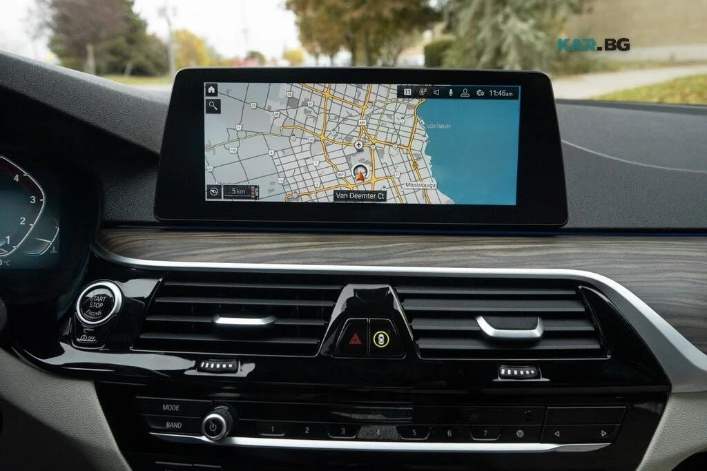 BMW 530 I* XDRIVE* 360CAMERA* ЛЮК* , снимка 13 - Автомобили и джипове - 56736349
