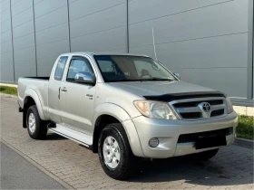 Toyota Hilux 2.5D-4D Klima Navi 4x4, снимка 1