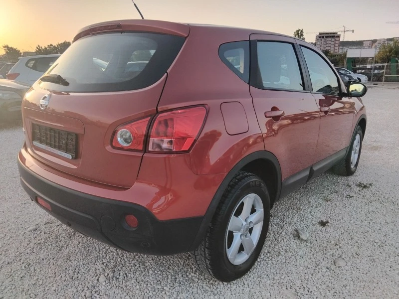 Nissan Qashqai 2.0i 194000km Внос от Италия , снимка 6 - Автомобили и джипове - 46316594