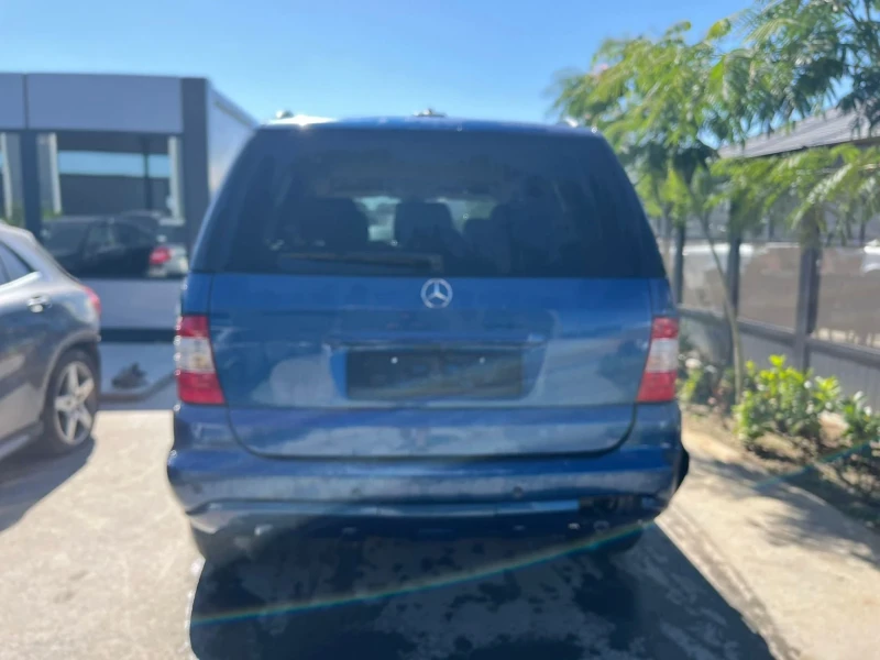 Mercedes-Benz ML 270, снимка 11 - Автомобили и джипове - 51824485