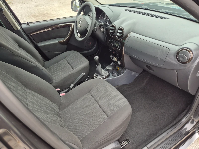 Dacia Duster 1.6i Benzin 95ps., снимка 9 - Автомобили и джипове - 52815852