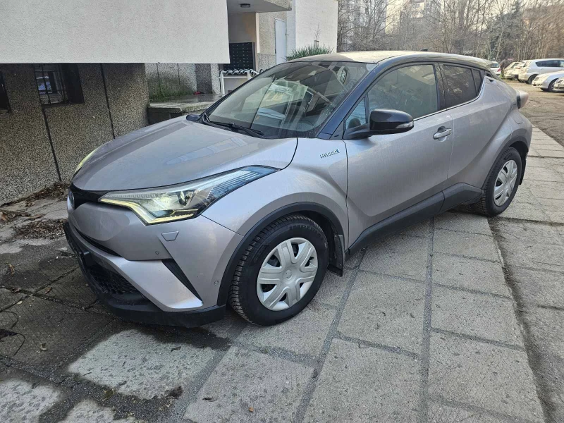 Toyota C-HR 1.8 hibrid, снимка 3 - Автомобили и джипове - 52876812