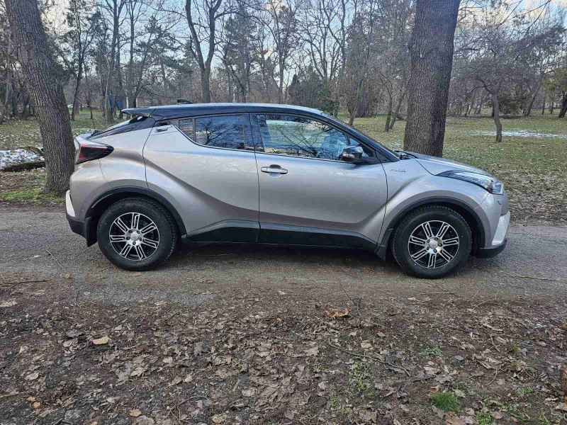 Toyota C-HR 1.8 hibrid, снимка 5 - Автомобили и джипове - 52876812