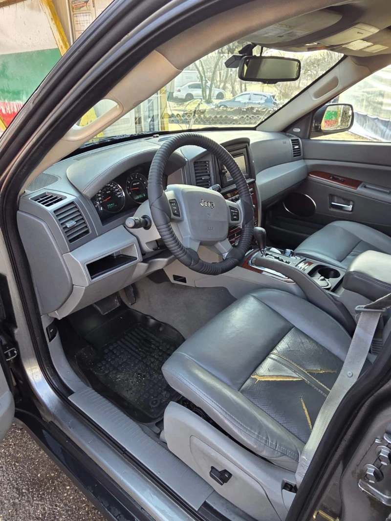 Jeep Grand cherokee, снимка 11 - Автомобили и джипове - 53524632