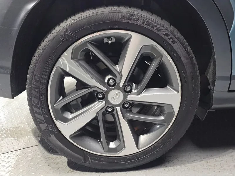 Hyundai Kona 1.6 2Wd Premium, снимка 5 - Автомобили и джипове - 55562327