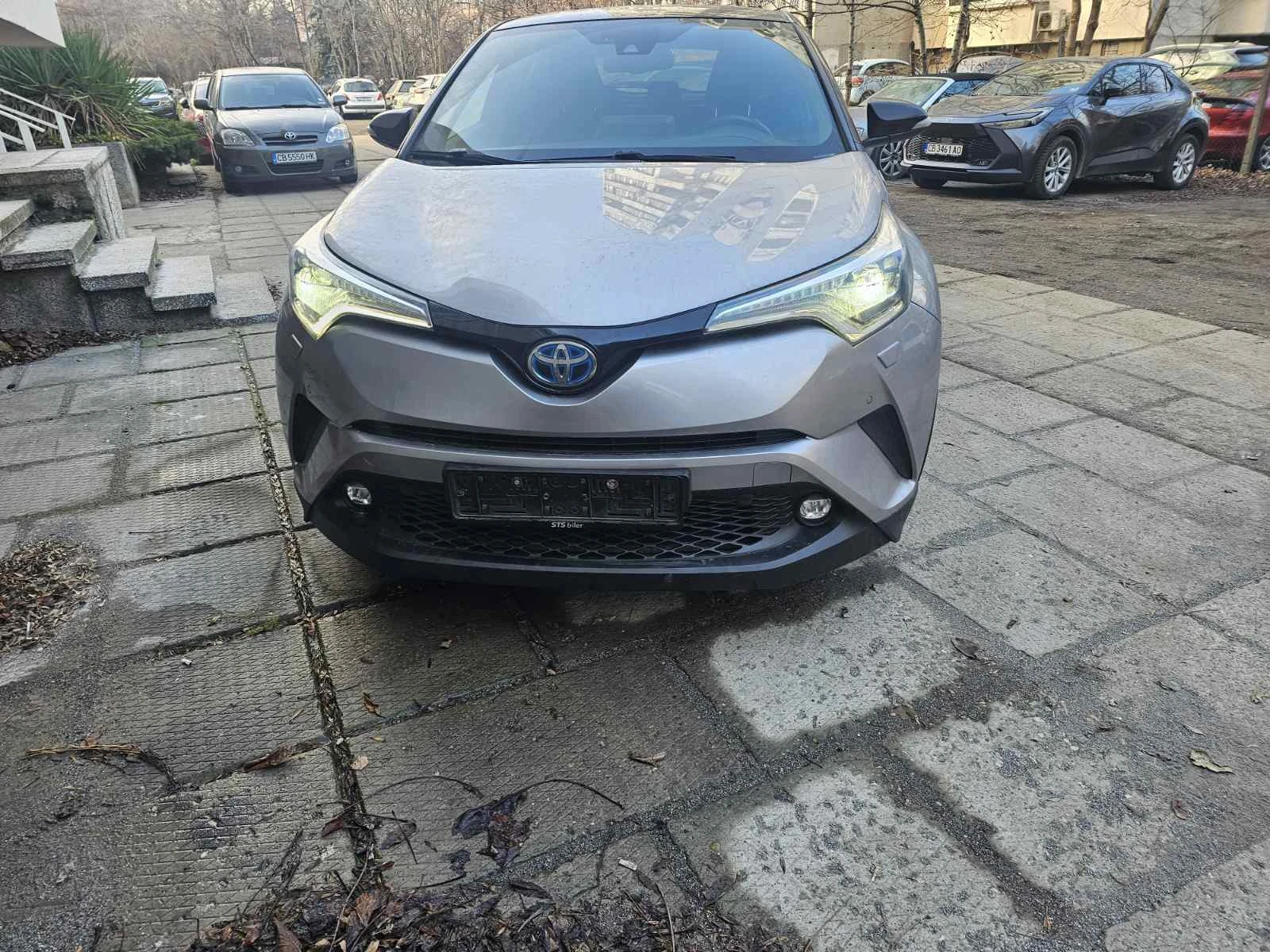 Toyota C-HR 1.8 hibrid, снимка 1