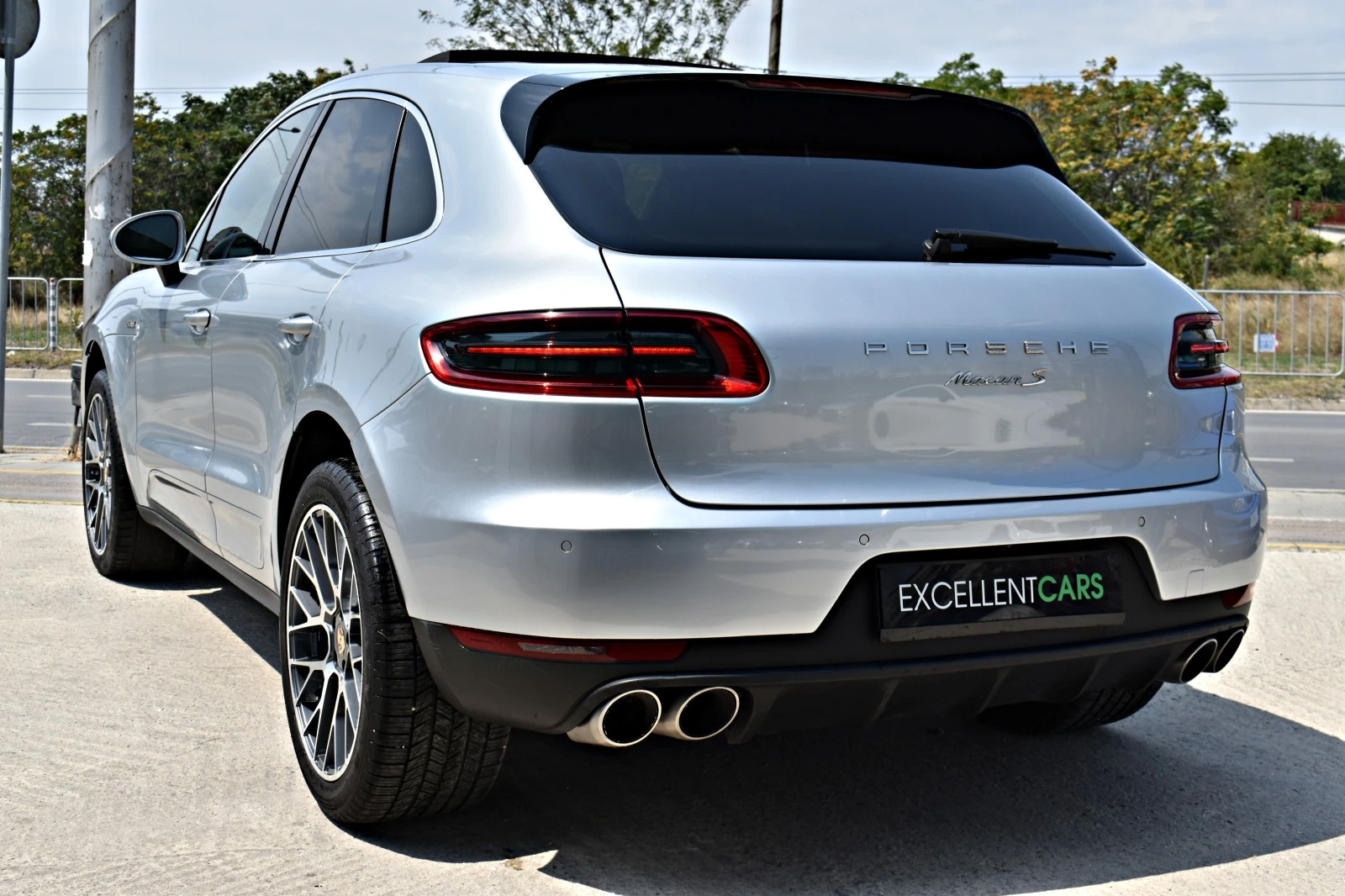 Porsche Macan 3.0TDI* TABACCO-EDITION* CAMERA* PANORAMA* FULL-LE - изображение 4