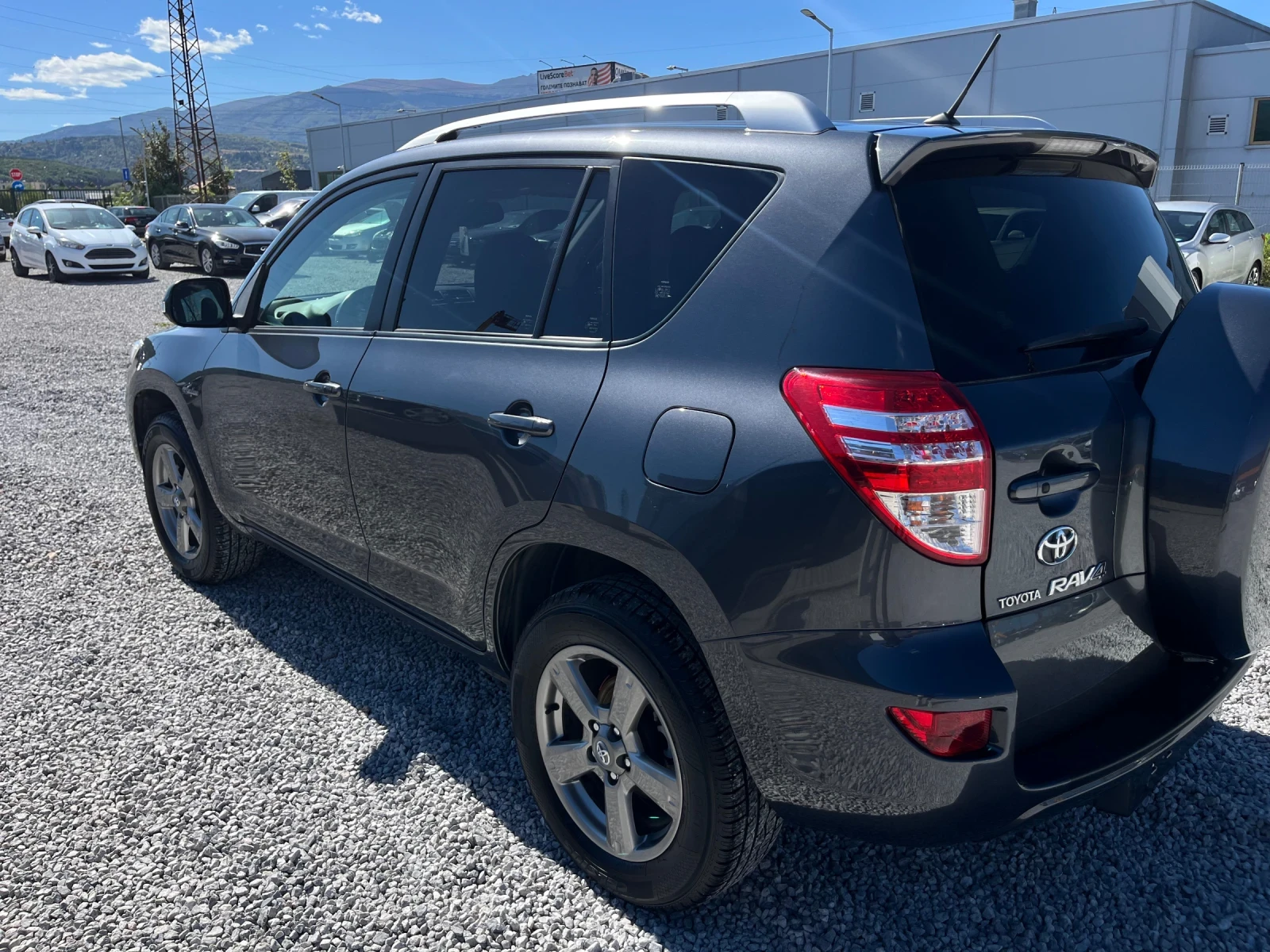 Toyota Rav4 2.2D4D-150k.c. 125000км.!!! - изображение 4
