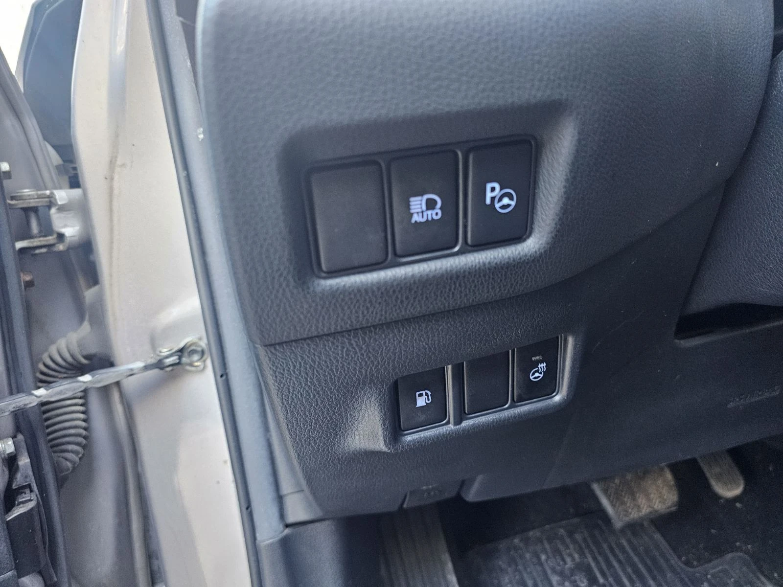 Toyota C-HR 1.8 hibrid | Mobile.bg � ����������� 12