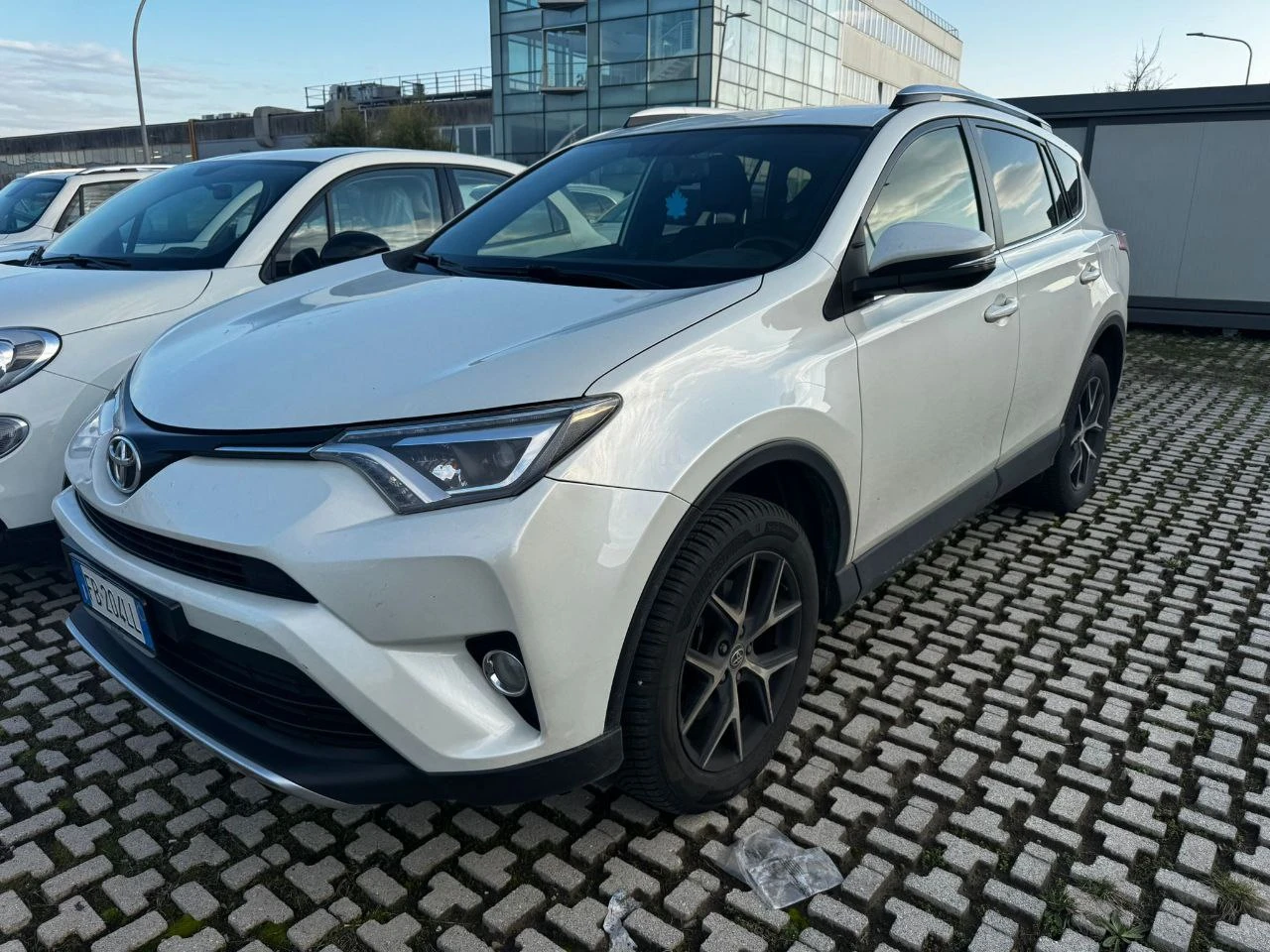 Toyota Rav4 2.0 D4D NEW EXCLUSIVE/CAMERA/100%км