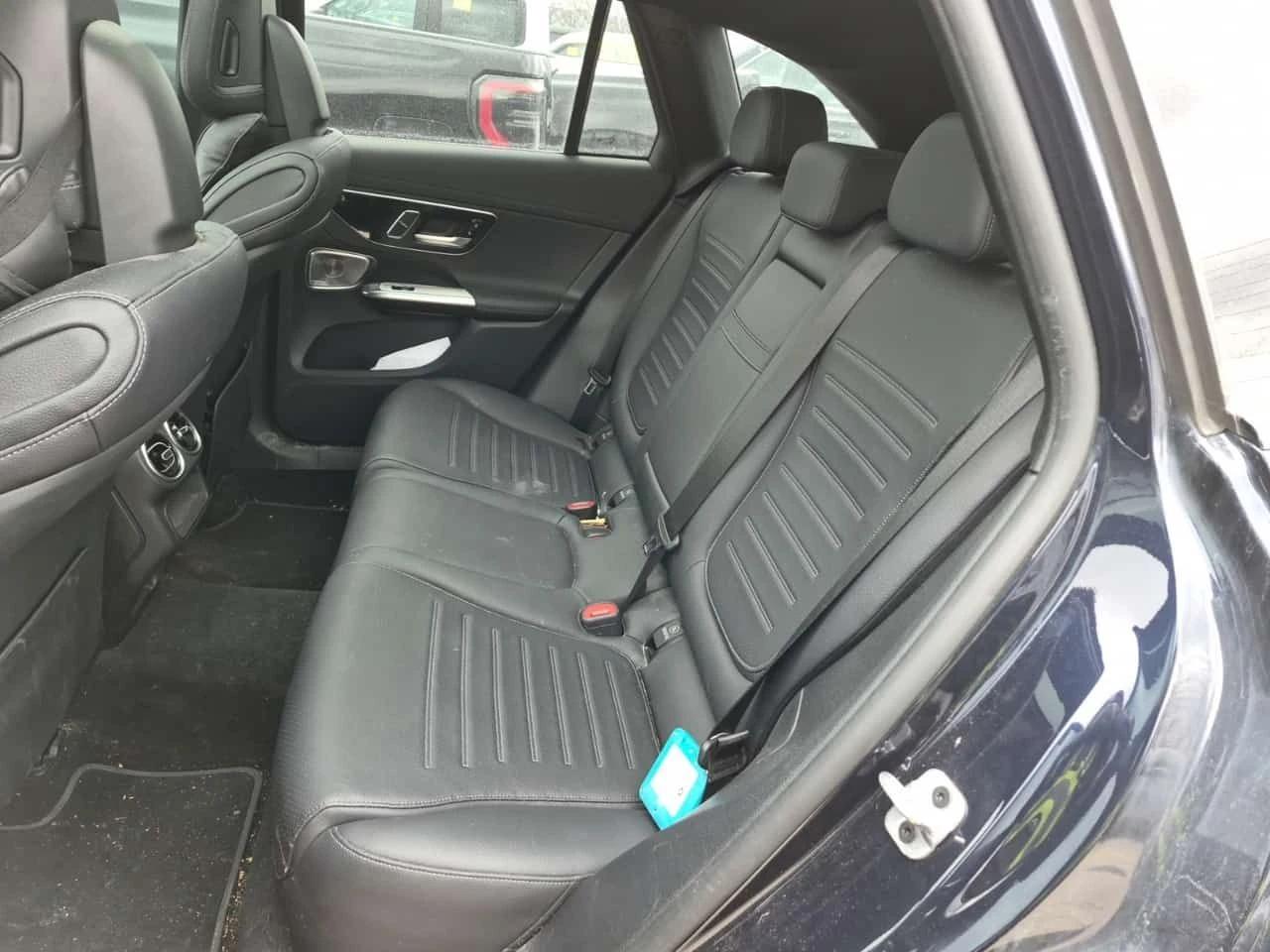 Mercedes-Benz GLC * 300 * CARFAX * 2 КЛЮЧА * ПАНОРАМА * , снимка 12 - Автомобили и джипове - 53958013