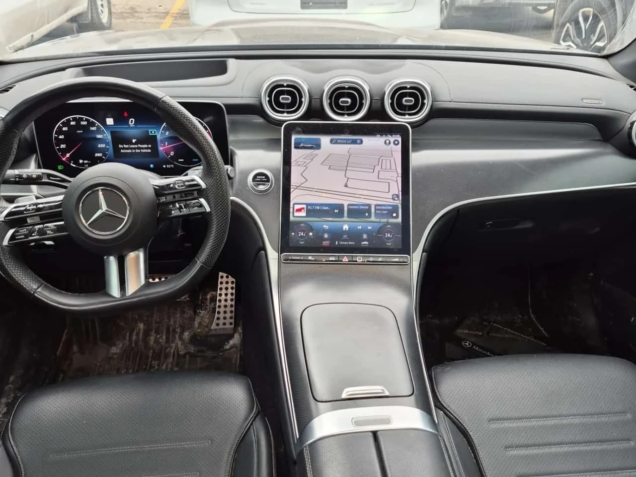 Mercedes-Benz GLC * 300 * CARFAX * 2 КЛЮЧА * ПАНОРАМА * , снимка 11 - Автомобили и джипове - 53958013