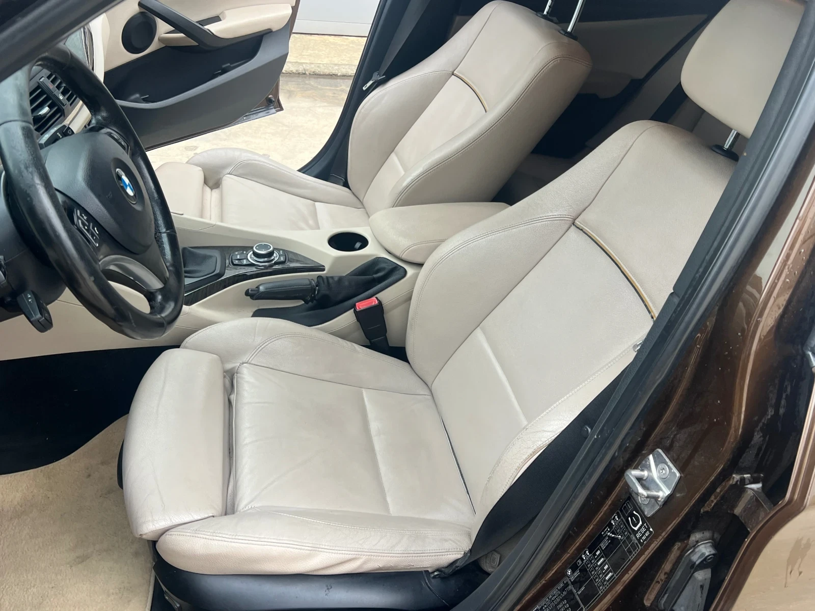 BMW X1, снимка 4 - Автомобили и джипове - 53966223