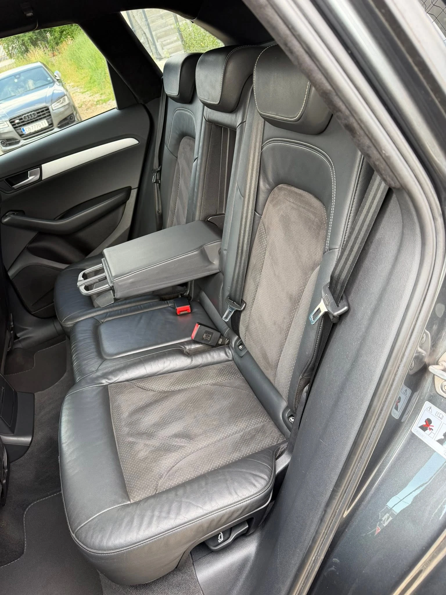 Audi Q5 3.0TDI* 239* Quattro* S-LINE, снимка 15 - Автомобили и джипове - 55125397
