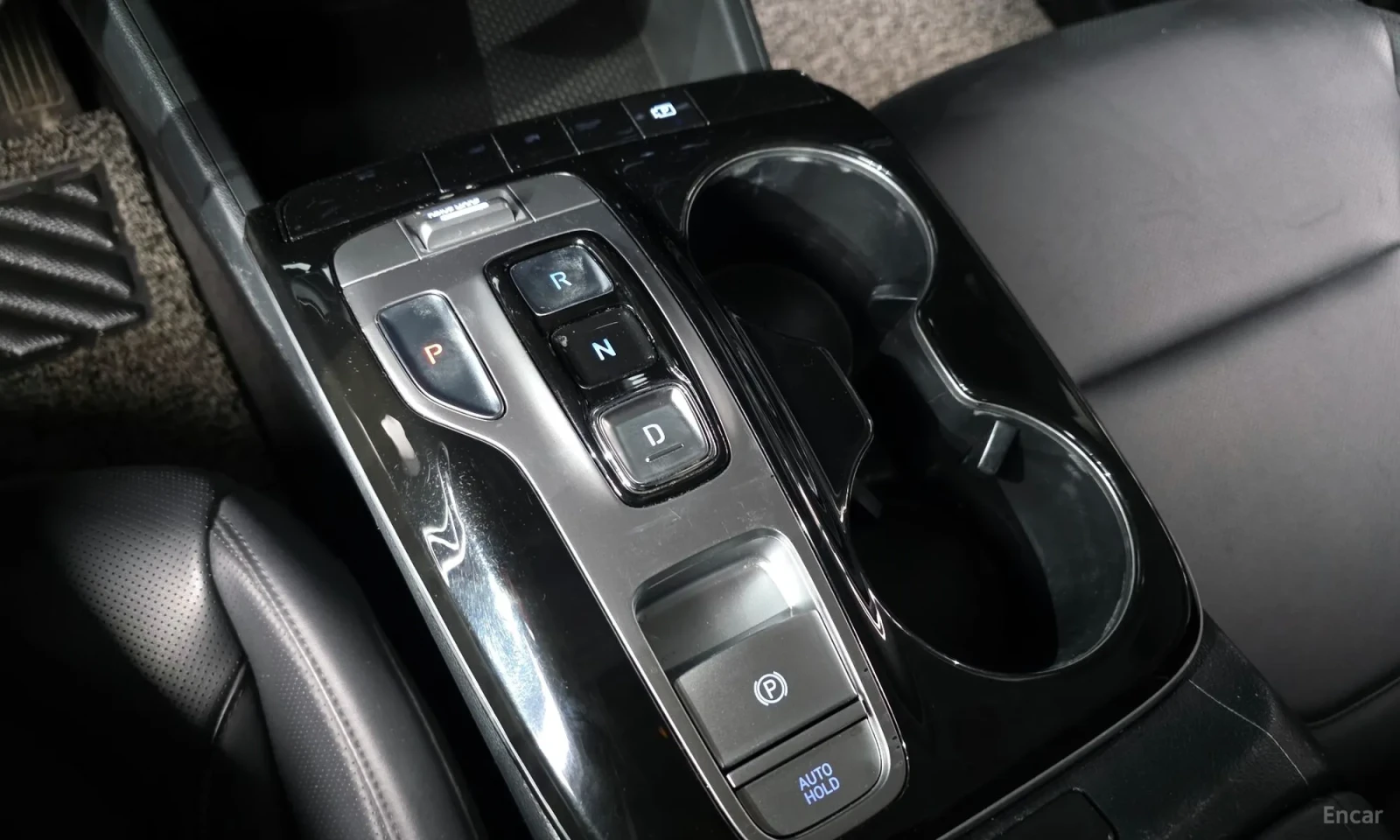 Hyundai Tucson, снимка 9 - Автомобили и джипове - 55193473