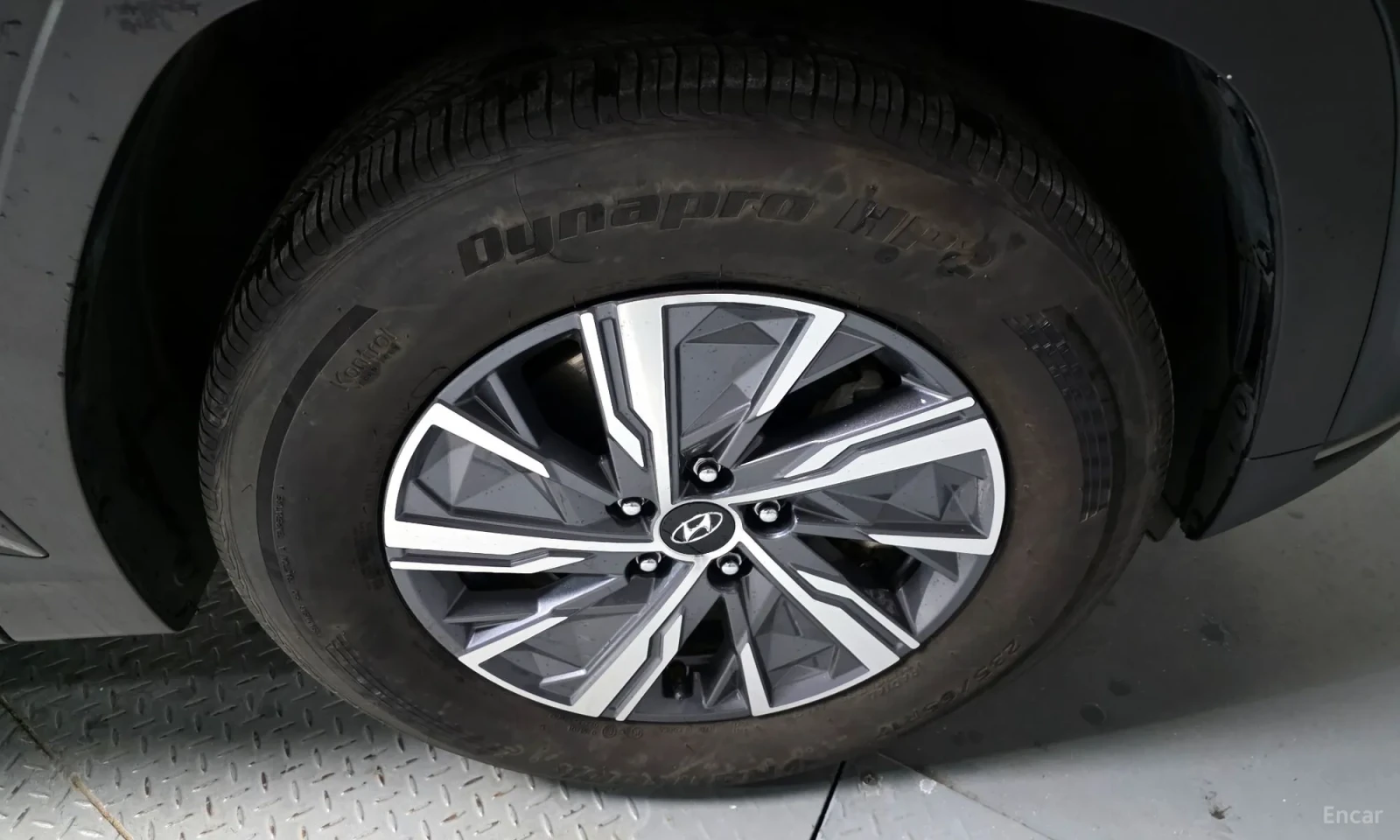 Hyundai Tucson, снимка 5 - Автомобили и джипове - 55193473