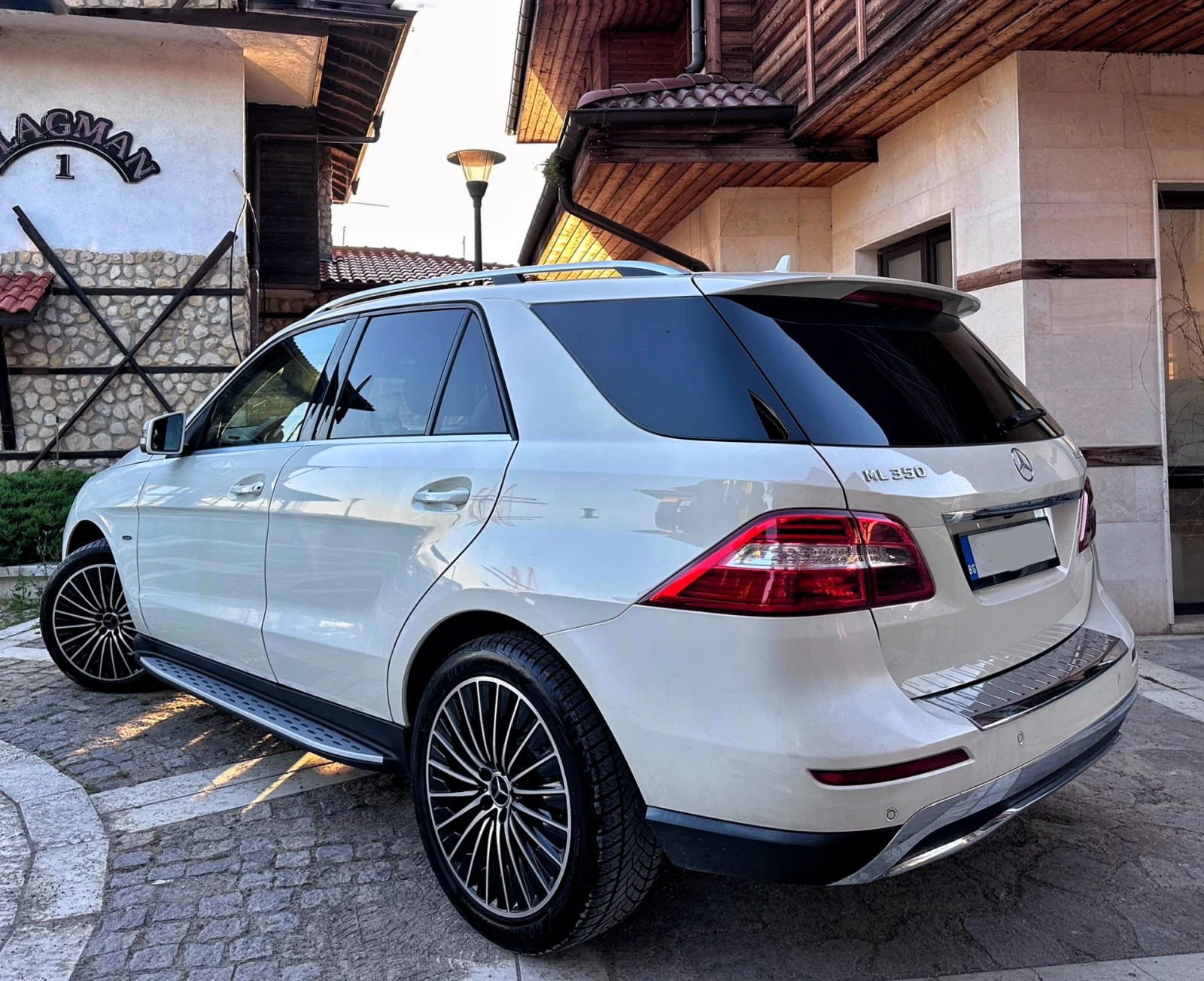 Mercedes-Benz ML 350 CDI AMG Line, снимка 17 - Автомобили и джипове - 55364035