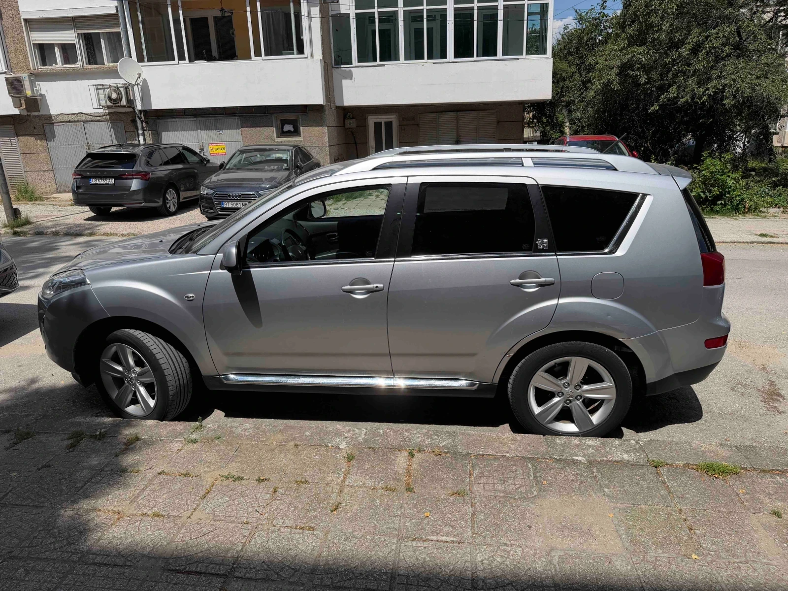 Peugeot 4007, снимка 9 - Автомобили и джипове - 55717209
