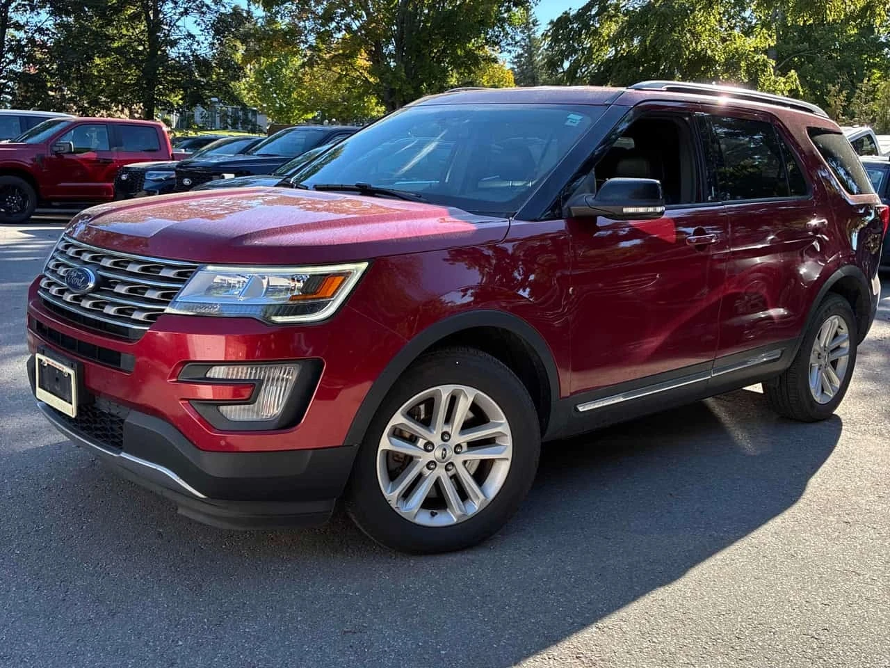 Ford Explorer * XLT * CARFAX * ОПЦИЯ ЗА ФИНАНСИРАНЕ * , снимка 2 - Автомобили и джипове - 56221759