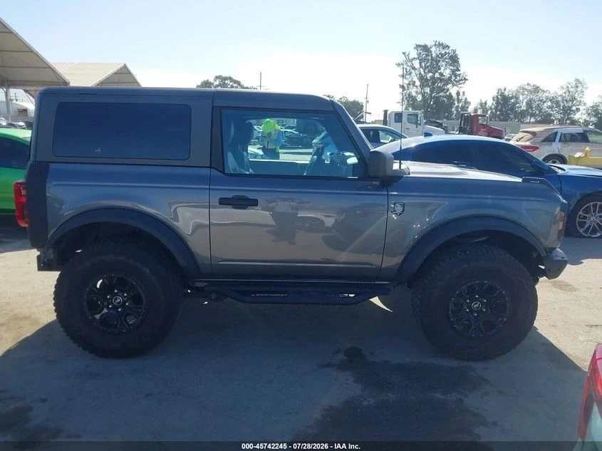 Ford Bronco, снимка 6 - Автомобили и джипове - 56706500