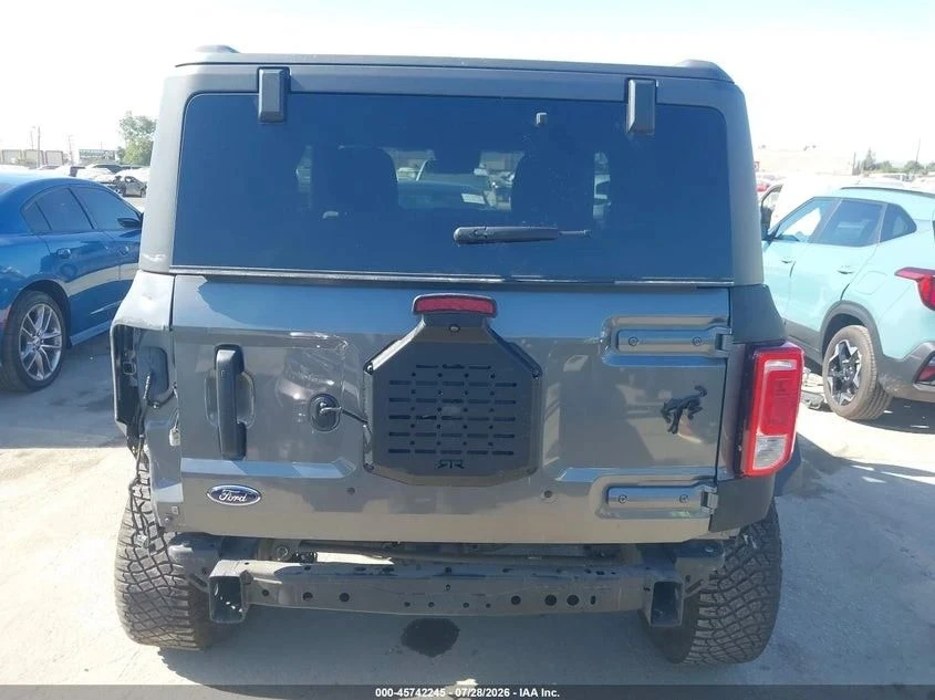 Ford Bronco, снимка 4 - Автомобили и джипове - 56706500