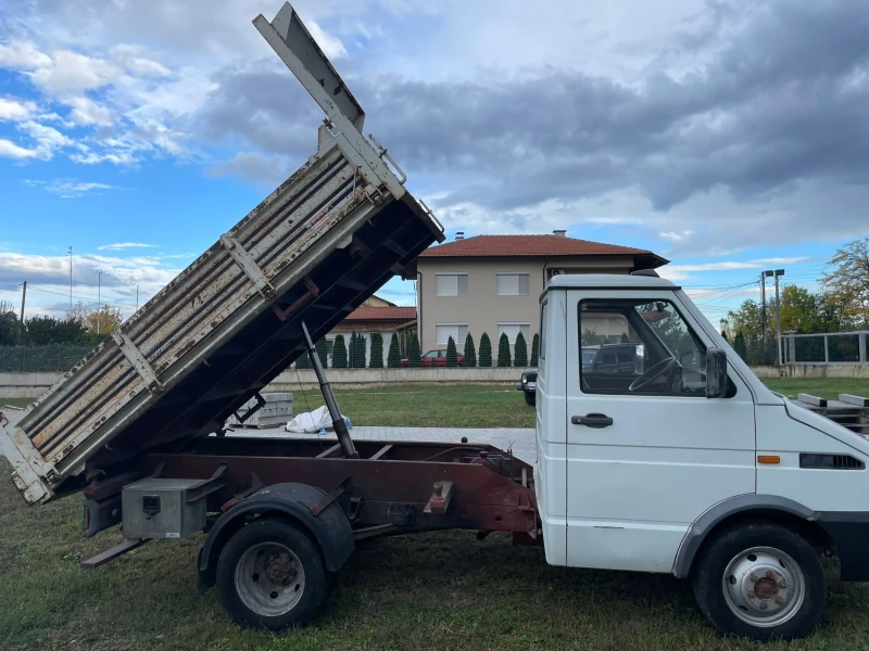 Iveco 3510 Daily Тристранен самосвал , снимка 3 - Бусове и автобуси - 47489577