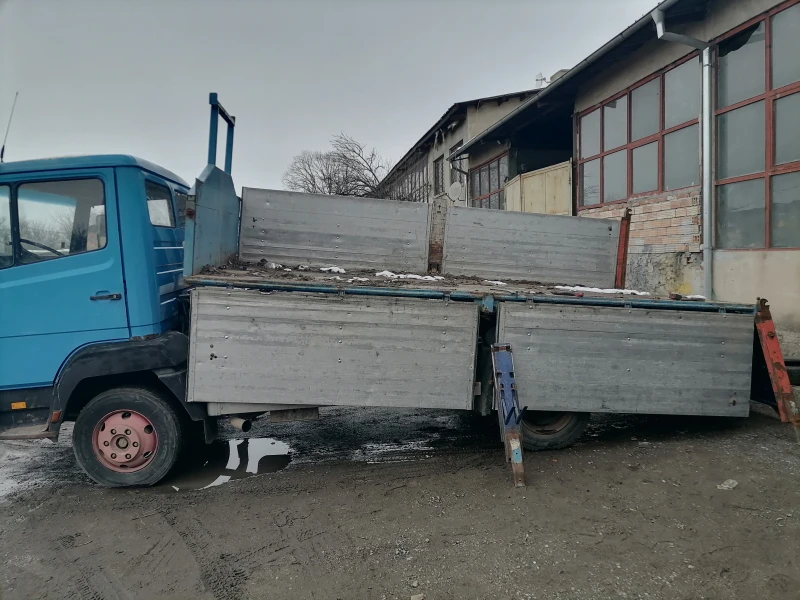 Mercedes-Benz 809 Бартер, снимка 2 - Камиони - 49090995