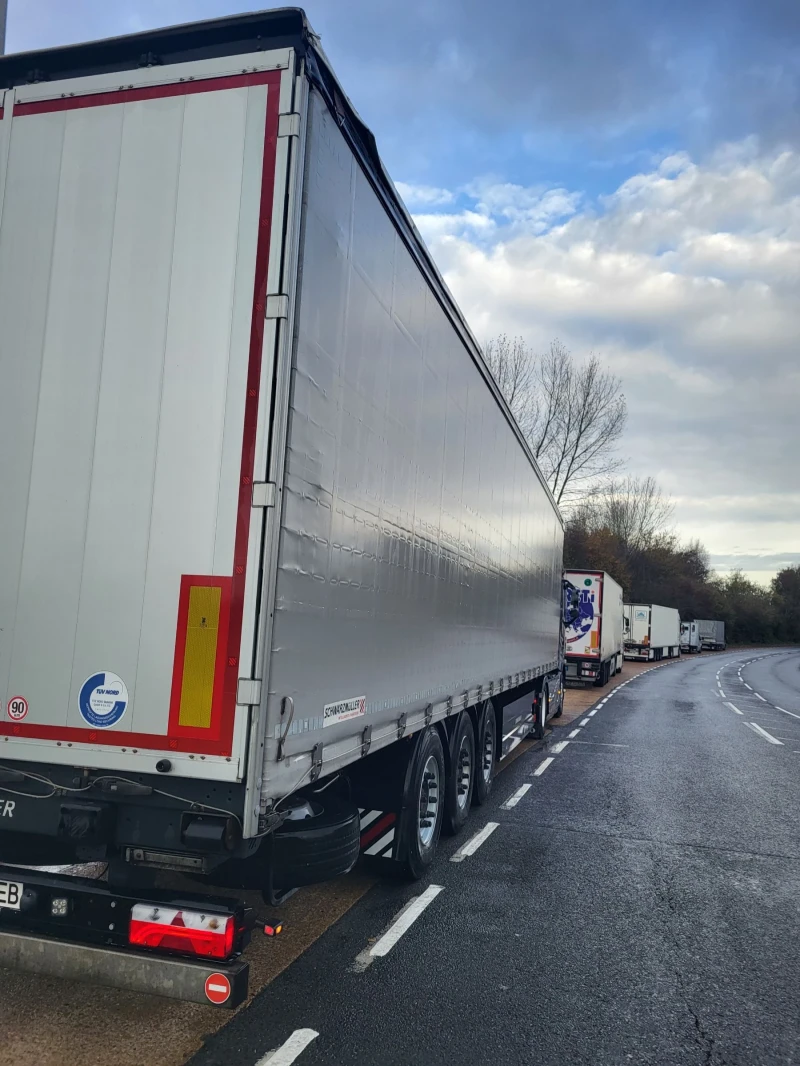 Volvo Fh, снимка 6 - Камиони - 52405880