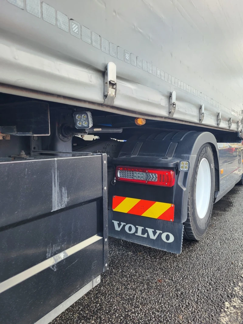 Volvo Fh, снимка 5 - Камиони - 52405880