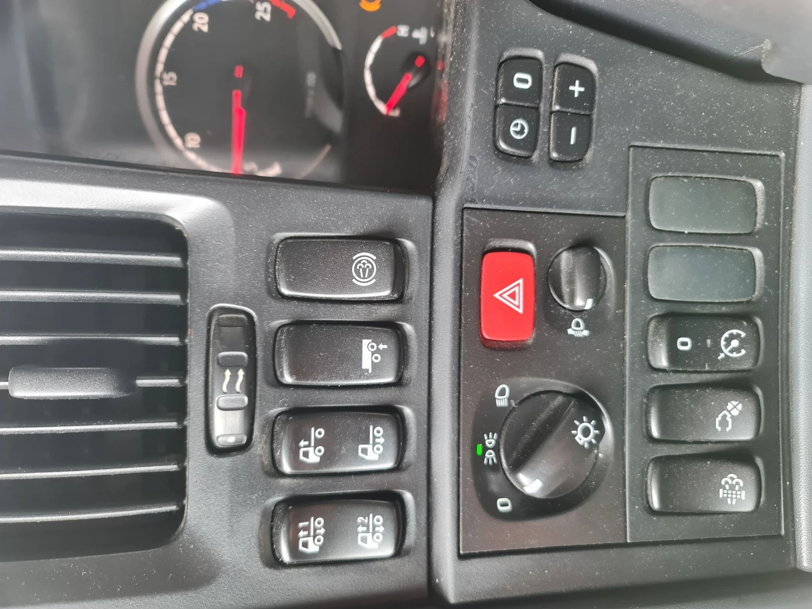 Scania R 450 R490 - изображение 9