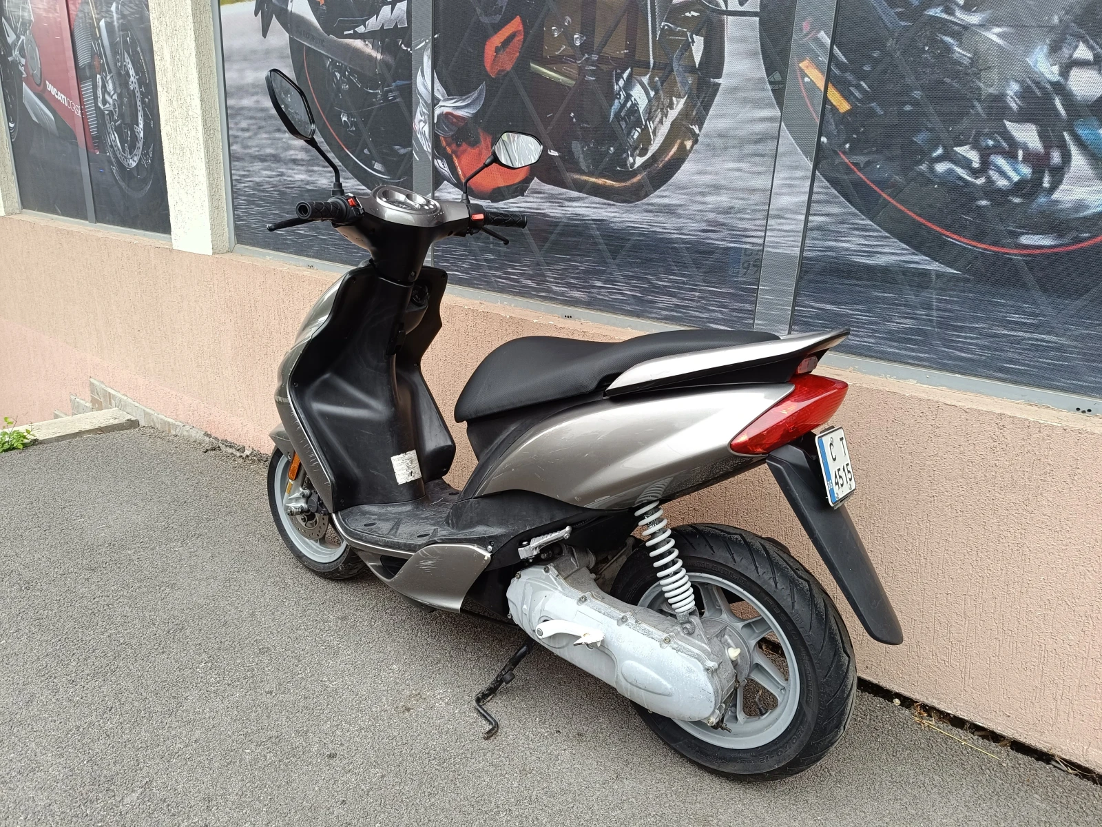 Yamaha Jog JOG R TOP, снимка 10 - Мотоциклети и мототехника - 54614388
