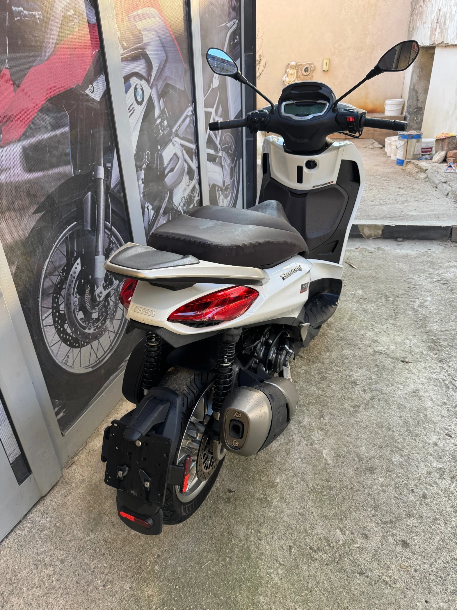Piaggio Beverly 300 hpe, снимка 3 - Мотоциклети и мототехника - 55955082
