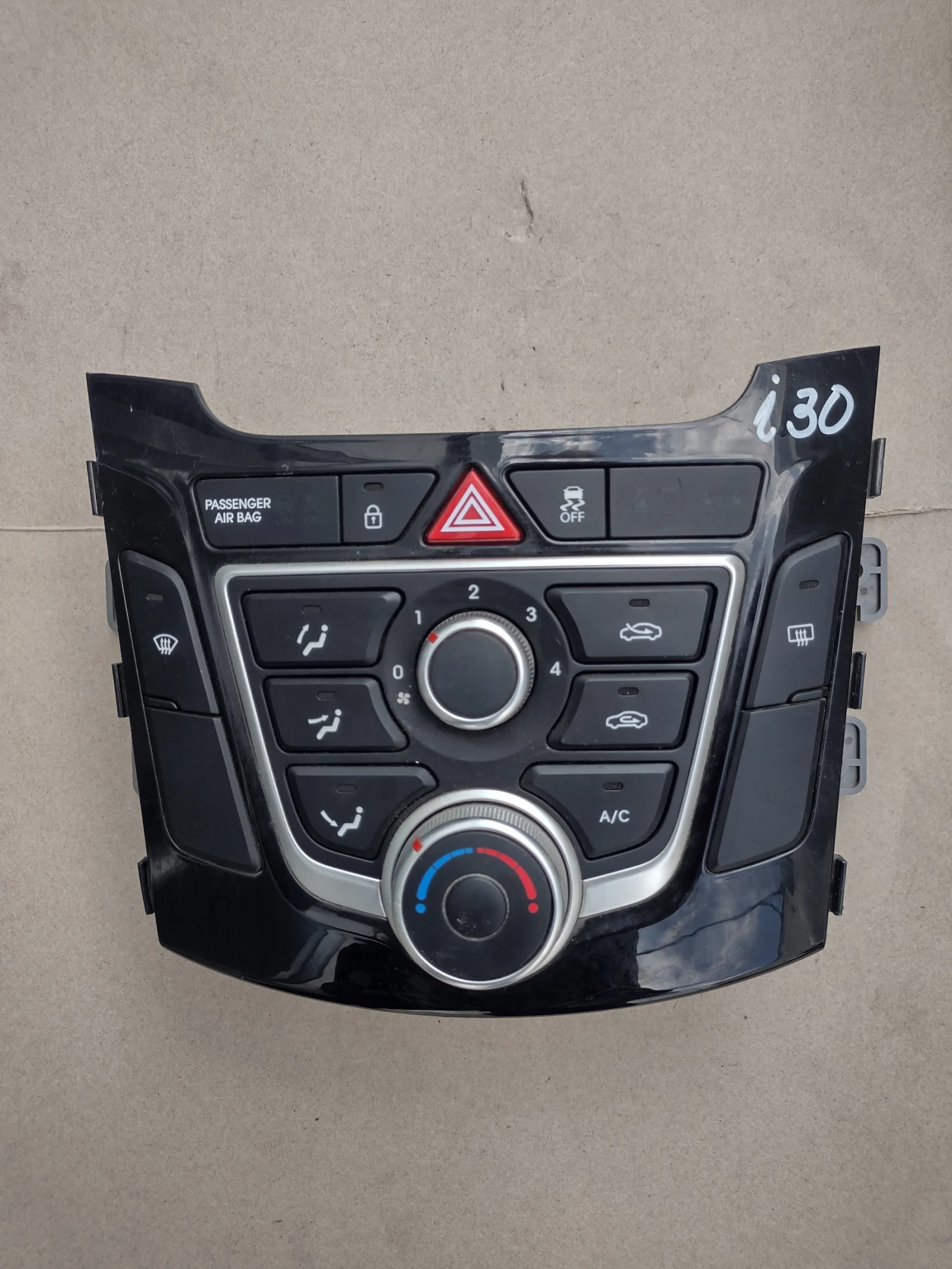 97250-A5XXX    Hyundai i30 GD (2011-2016)  97250-A6XXX  | Mobile.bg   1