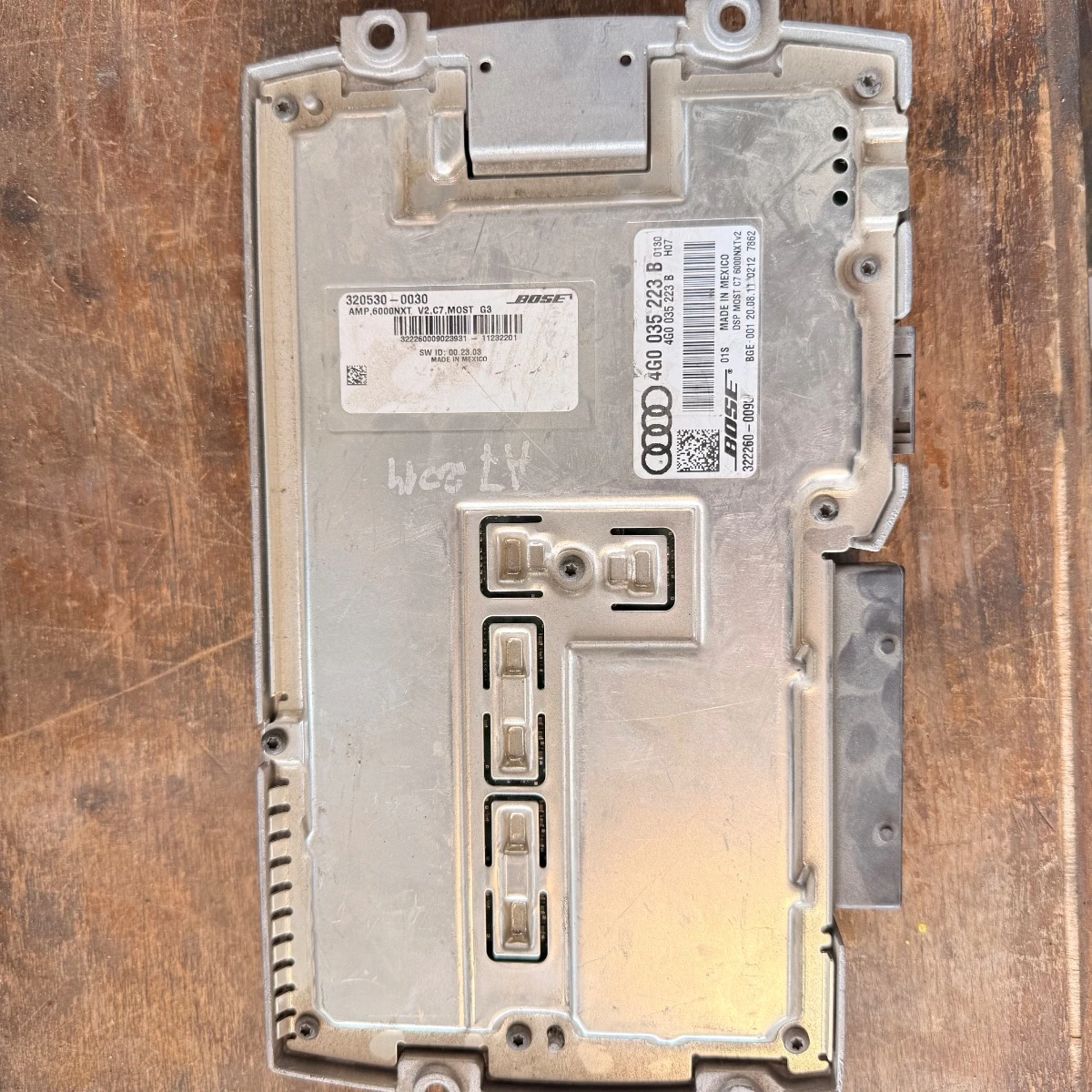Аудио усилвател BOSE с 3 букси за Ауди Audi A6 C7 4G A8 A7 4G0035223B-1227