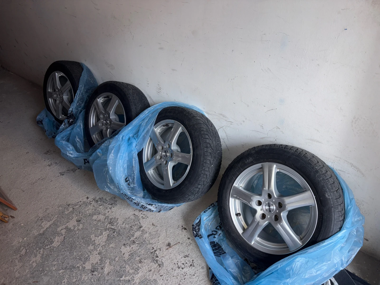 ���� � ������ 205/55R16 �� Audi A3 | Mobile.bg � ����������� 1