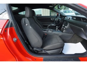 Ford Mustang * 3.7* V6* MANUAL* CARFAX* , снимка 10