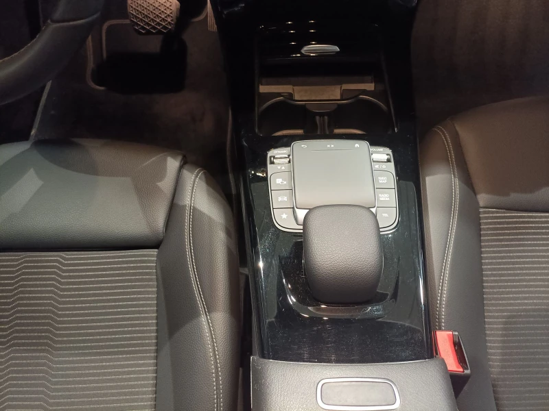 Mercedes-Benz A 200 d Progressive, снимка 5 - Автомобили и джипове - 23629766