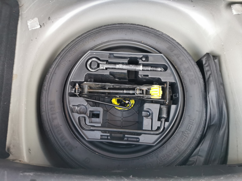 Citroen C3 1.6i/нави/кожа/панорама/парктроник, снимка 16 - Автомобили и джипове - 39144764