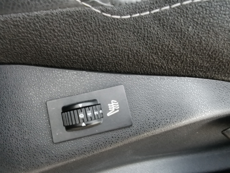 Citroen C3 1.6i/нави/кожа/панорама/парктроник, снимка 7 - Автомобили и джипове - 39144764