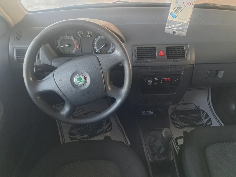 Skoda Fabia 1.4i16v 75ps.ITALIA, снимка 10 - Автомобили и джипове - 47439451