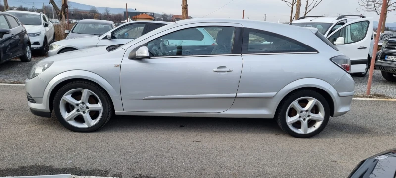 Opel Astra 1.7 D, снимка 8 - Автомобили и джипове - 48835601